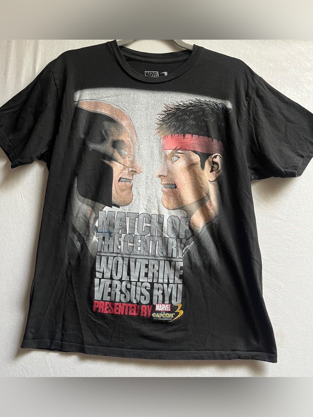 Marvel vs Capcom Wolverine vs Ryu Graphic Tee Black S M